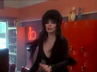 elvira - mistress of darkness 1